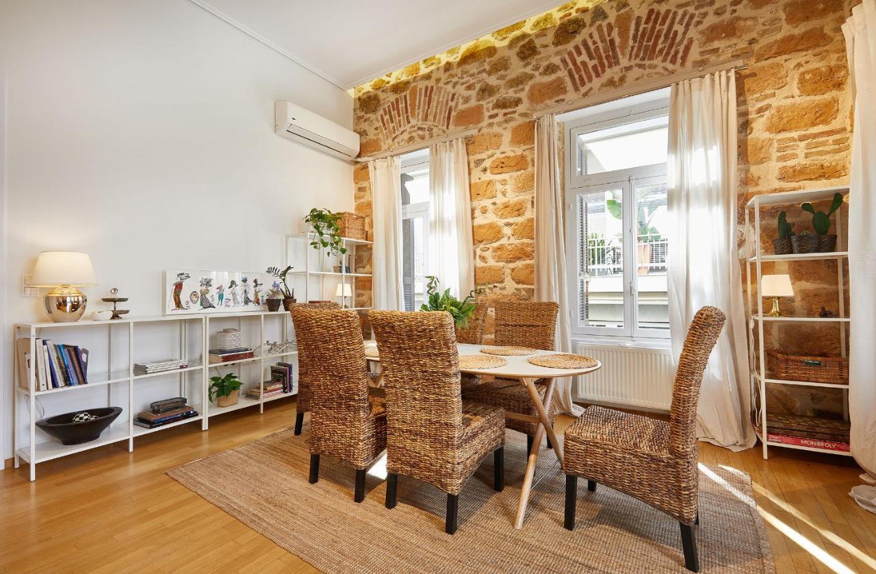 Chloe Boutique Apartments Plaka Athena Bagian luar foto