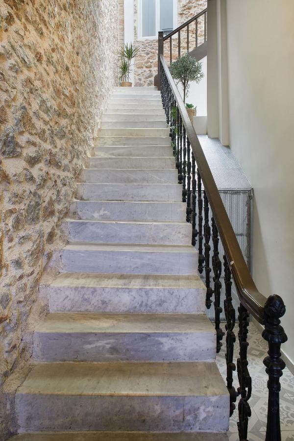 Chloe Boutique Apartments Plaka Athena Bagian luar foto