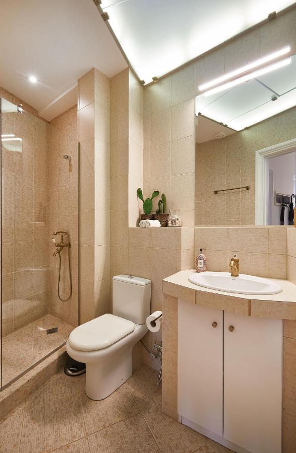 Chloe Boutique Apartments Plaka Athena Bagian luar foto