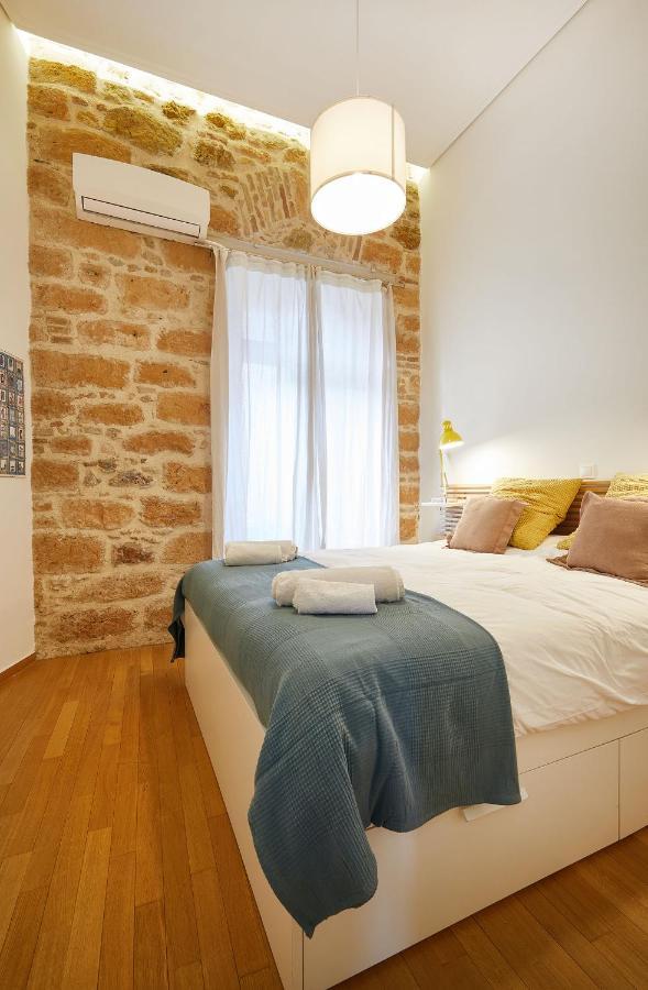 Chloe Boutique Apartments Plaka Athena Bagian luar foto