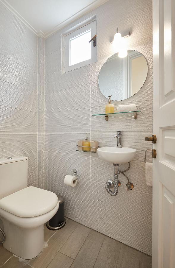 Chloe Boutique Apartments Plaka Athena Bagian luar foto