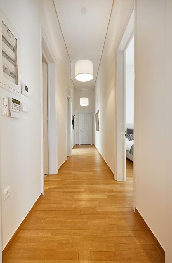 Chloe Boutique Apartments Plaka Athena Bagian luar foto